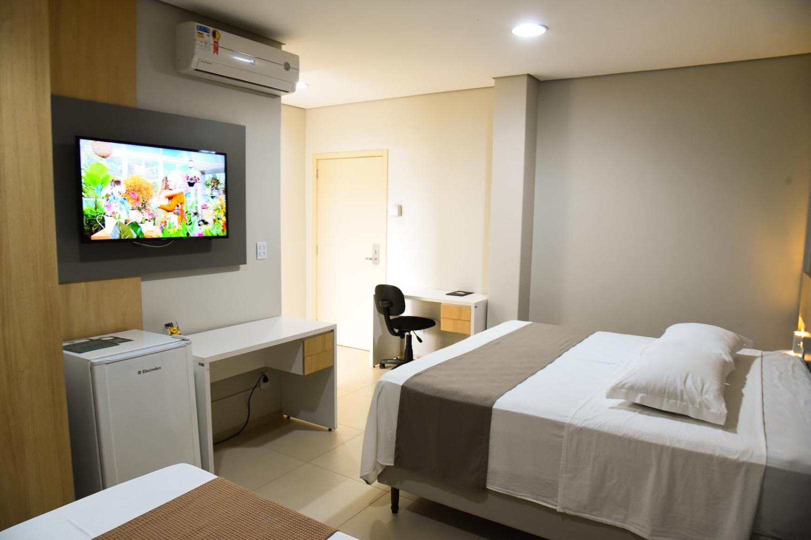 Hotel Plaza Garden Cascavel  Exterior photo